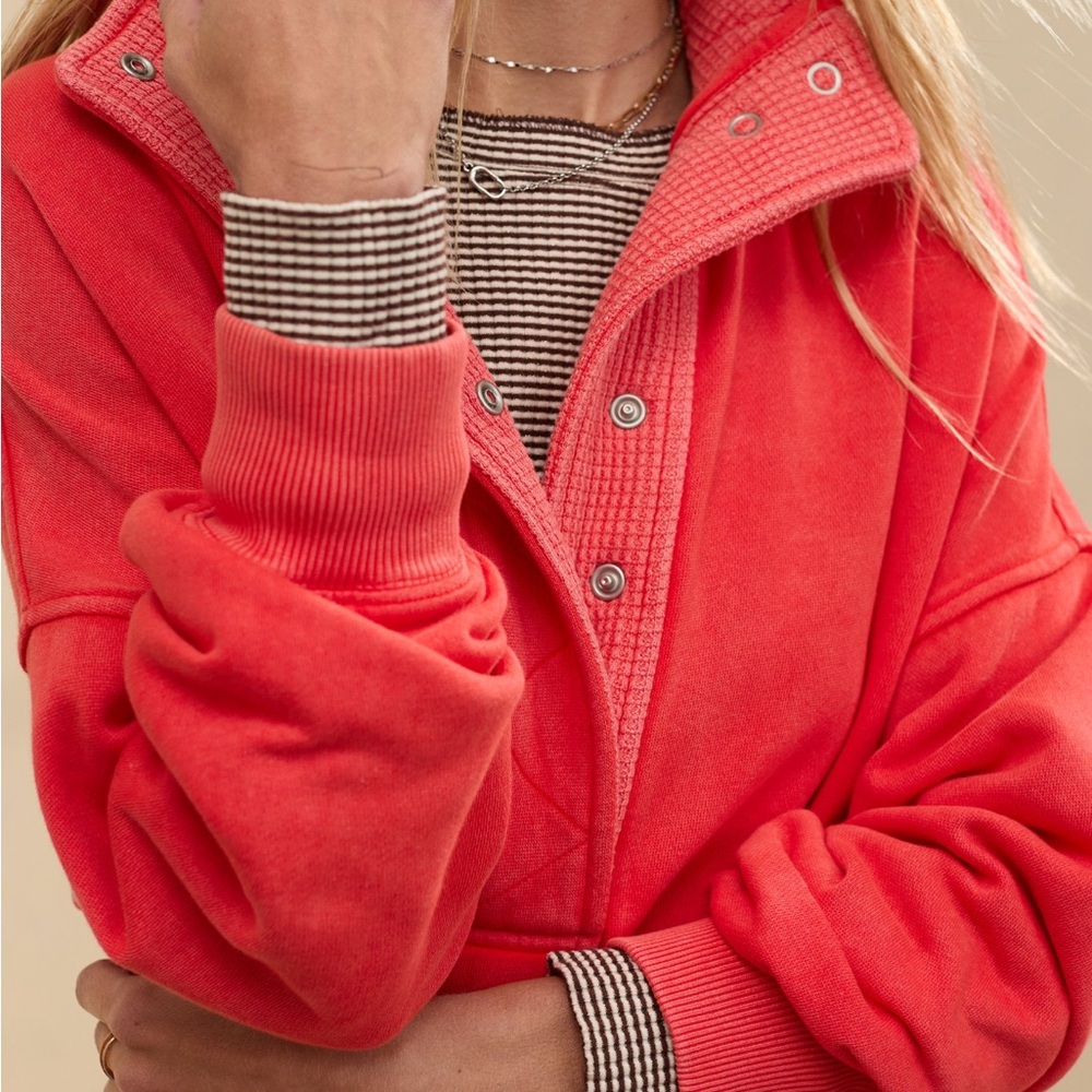 Aerie Quarter Getaway Snap Sweatshirt Red Large NWT